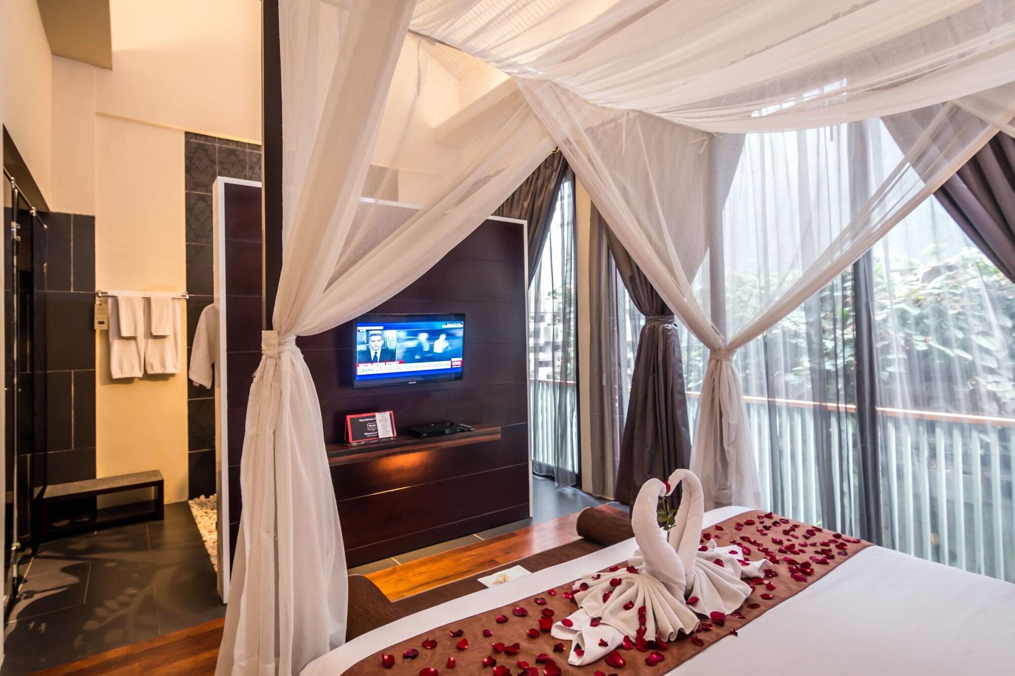 18 Loft At Kuta 4*